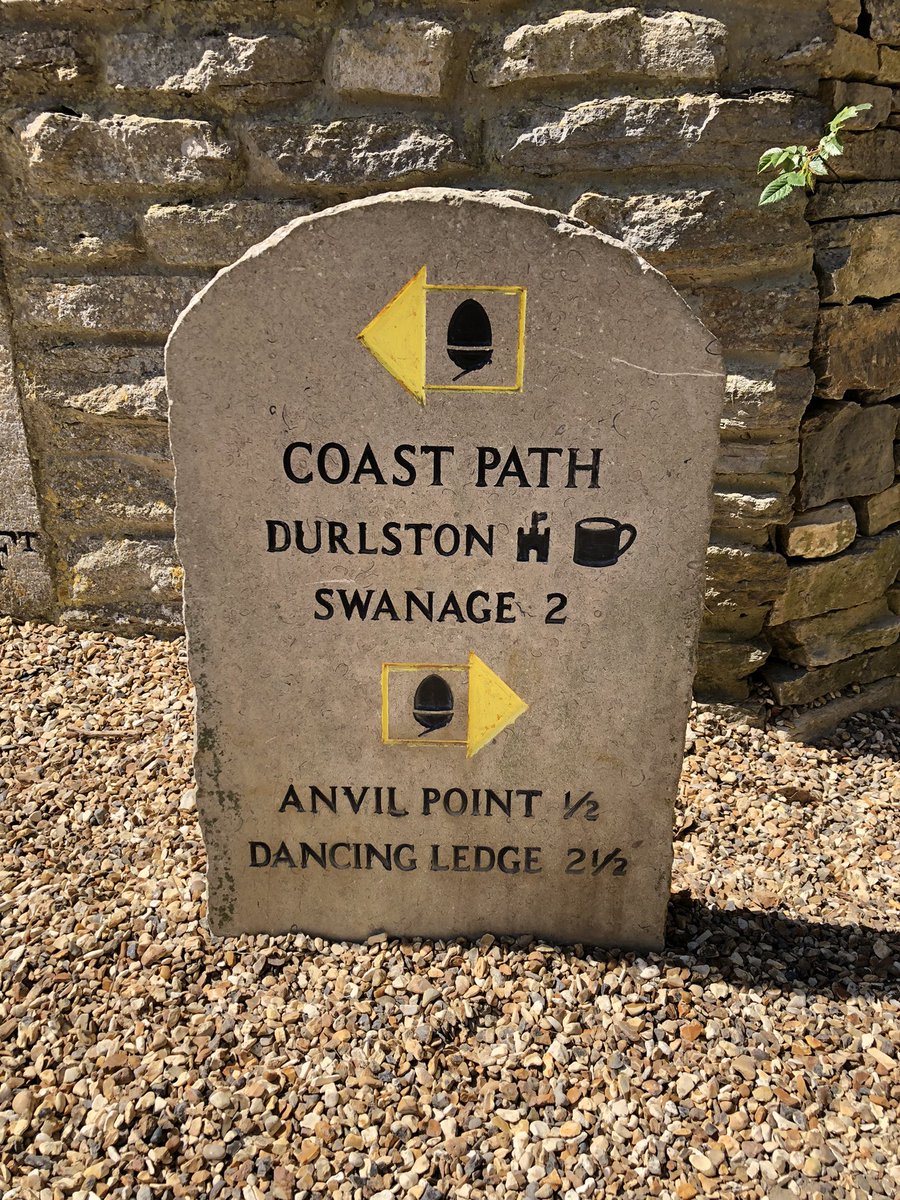 drurs2001's tweet photo. @Chriswiddow42 walked 2.5 miles expecting to find you and your paisley shirt #dancinglegend https://t.co/yak4lFYYO1