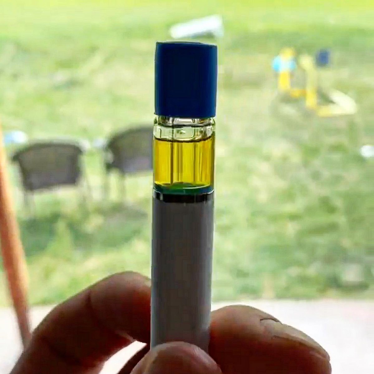 O2vape's tweet photo. #repost @thevsfarm
Strawnana ๐ ๐
All glass disposables, all the way!
https://t.co/mbFhSS1obE
#disposablevape #vapepen #liveresin #liverosin #dailydab #extracts #michigandabs #strawnana #terps #thevsfarm https://t.co/xEuRzeWjP7