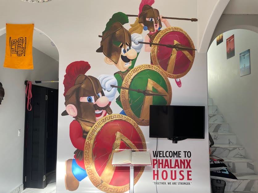 WELCOME to <a href="/StackUpDotOrg/">Stack Up</a> Phalanx House Community Center in Los Angeles! Now open for business! 

gamespress.com/en-US/Military…