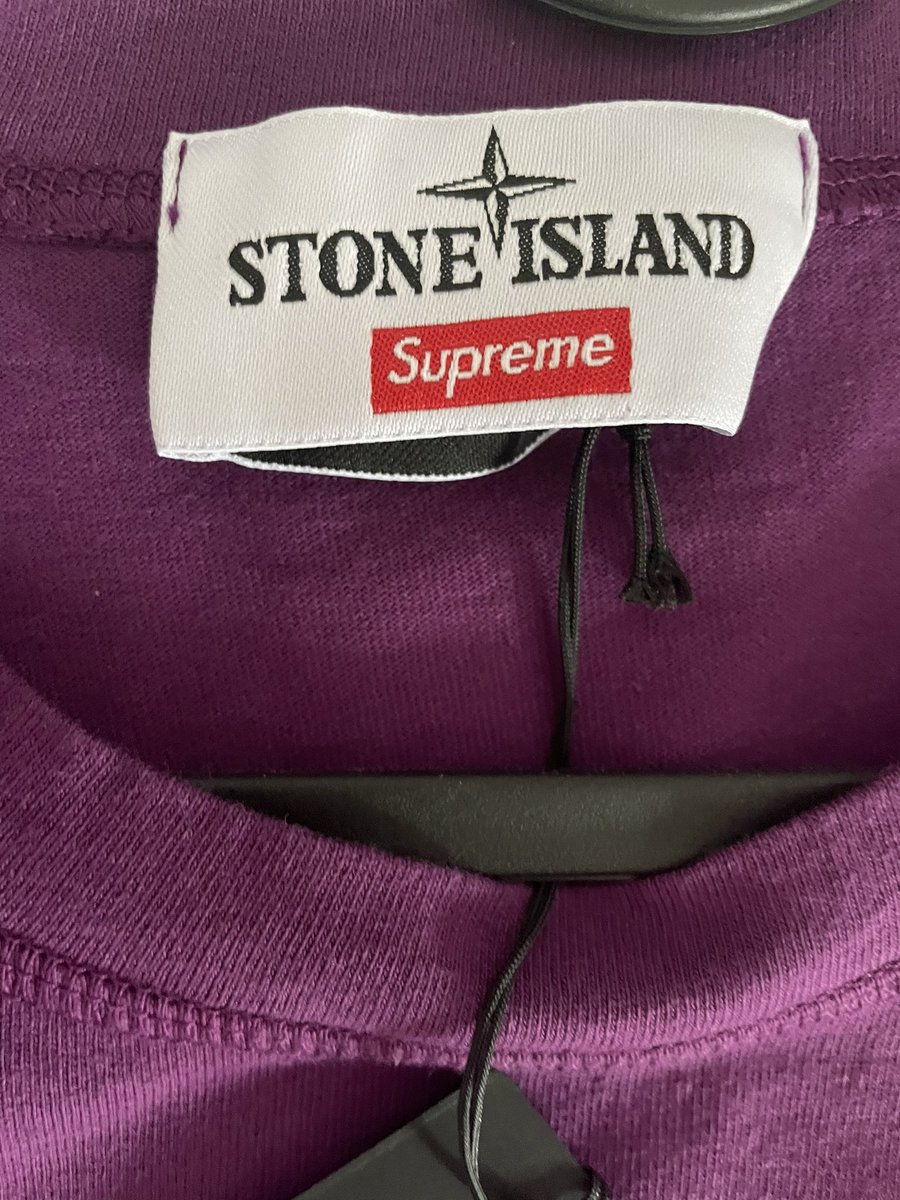 Msolo0125's tweet photo. Stone Island x Supreme drop #hamburggermany #supreme #Stoneisland https://t.co/MaQAM4dB56