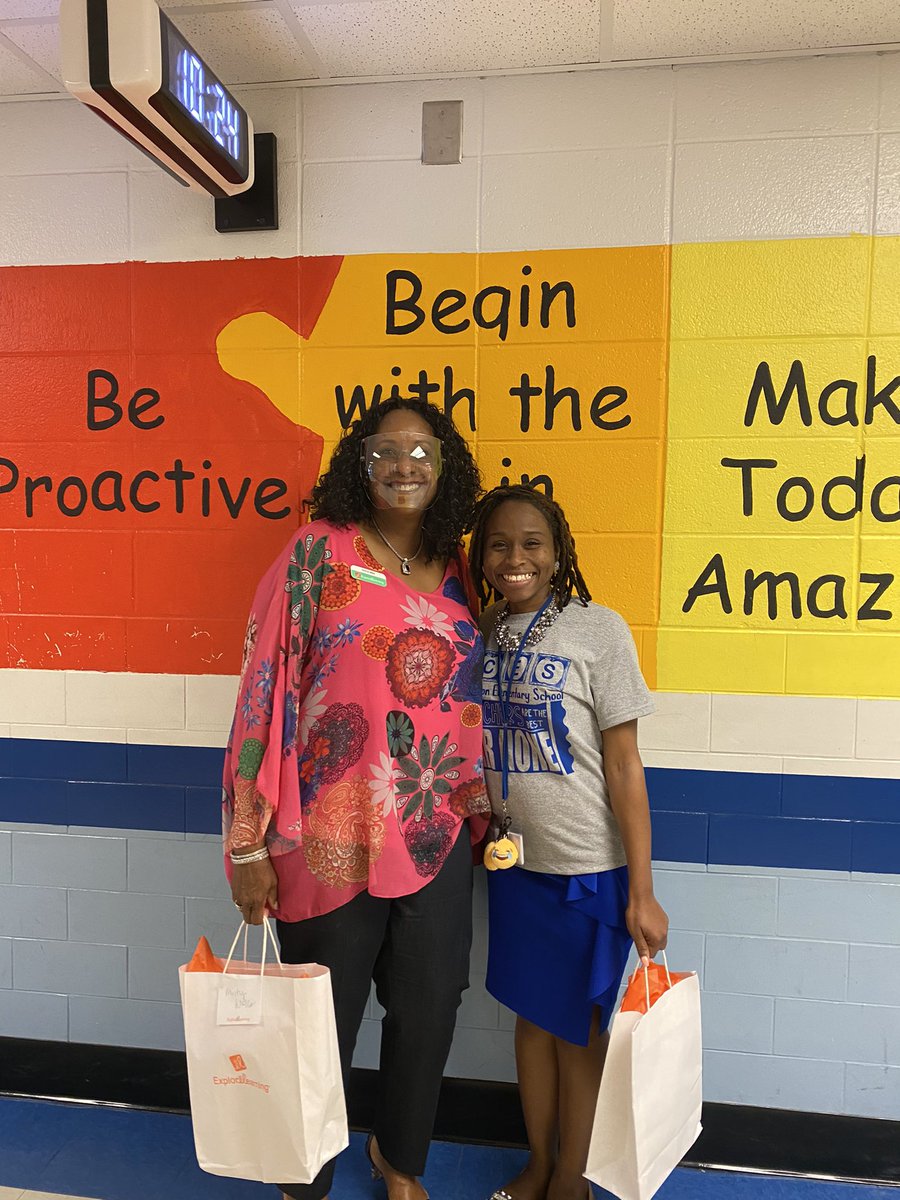 lisalovestech's tweet photo. Congratulations from @ExploreLearning to the #ELGizmos and #Science4Us top teachers and schools in Clayton County Public Schools! https://t.co/qXaCn0vI3I