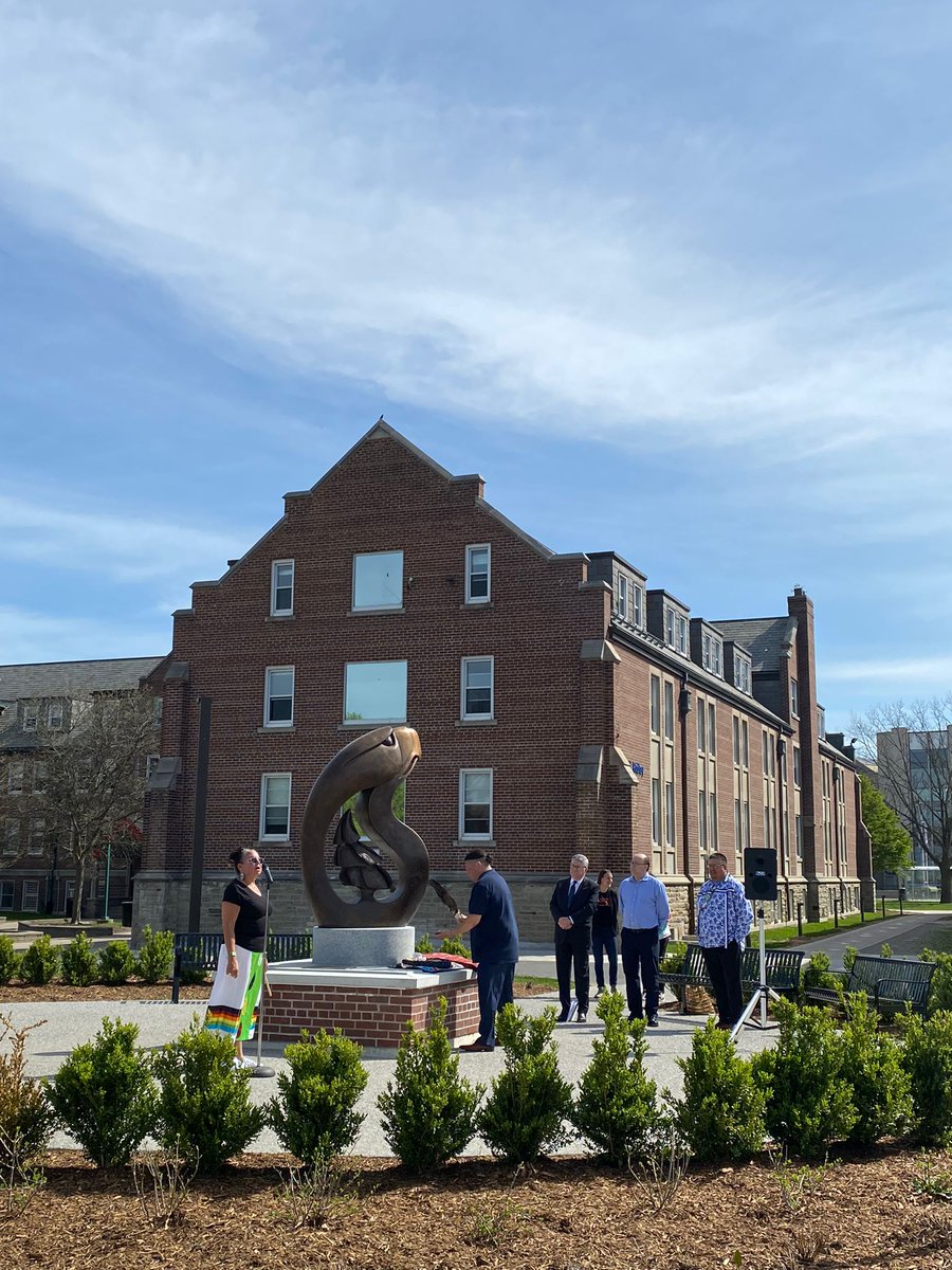 huronuni's tweet photo. This morning, we proudly unveiled Eagle Tree of Peace, a new statue at the heart of our community. 

Eagle Tree of Peace is a statue created by Leroy Henry, a Haudenosaunee artist from Six Nations of the Grand River. This statue will serve as a centerpiece for the Huron (1/4) https://t.co/u0Zdo5Oe6p