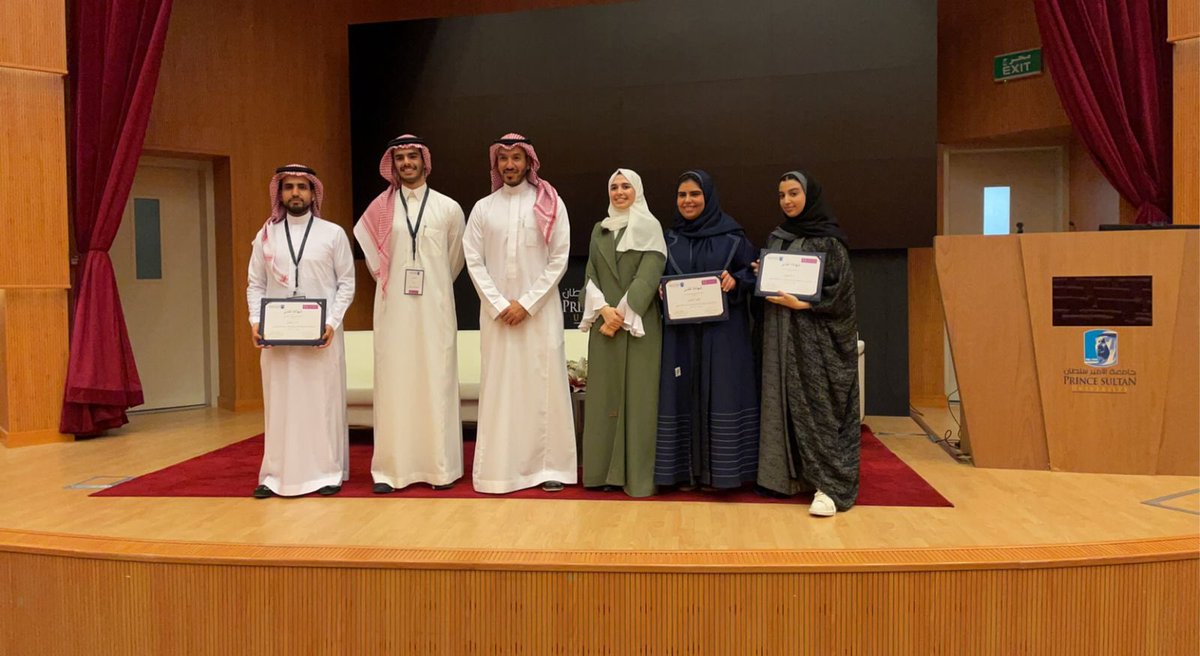 PSUArabicMoot's tweet photo. اختتمنا ولله الحمد، أول مسابقة تحضيرية لـ #منافسة_التحكيم_التجاري_الطلابية، بمشاركة ١٢ فريق من جامعات داخل وخارج المملكة، تم انعقاد خلالها ٢٤ جلسة أمام هيئات تحكيم مكونة من أفضل المُحكمين.

كانت جلسات تدريبية رائعة ومثمرة، و نسأل الله التوفيق والسداد في ما تبقى. https://t.co/XvCExBJJbs