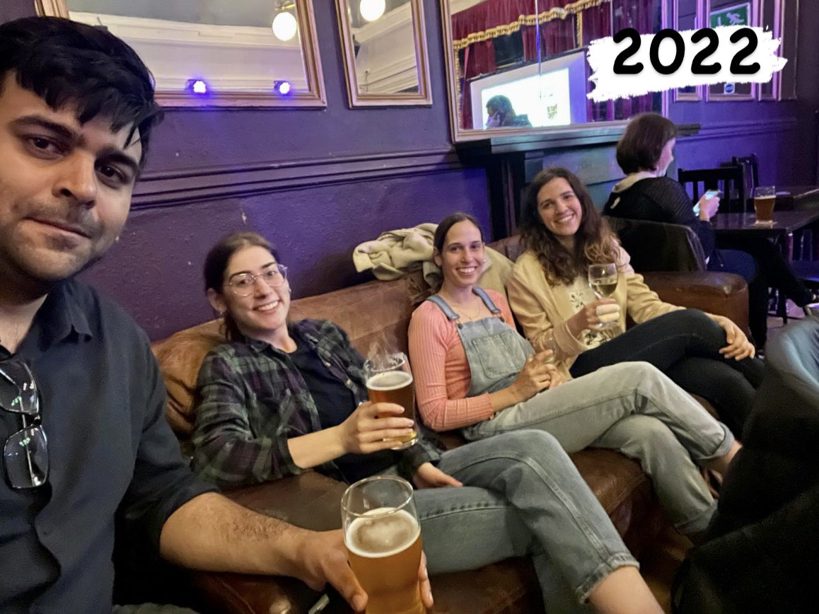 MariaKaimaki's tweet photo. 5th @pintofscience year! Listening to scientists and entrepreneurs discuss the future of healthtech with lovely company &amp; a drink at hand ☺️ https://t.co/svUR1tdEGY