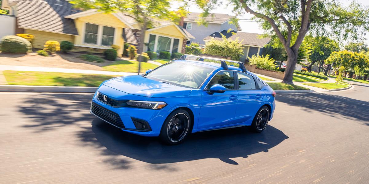 Honda's tweet photo. Always remember to slow down so the neighbors get a good view. https://t.co/xMdbPWwfhs