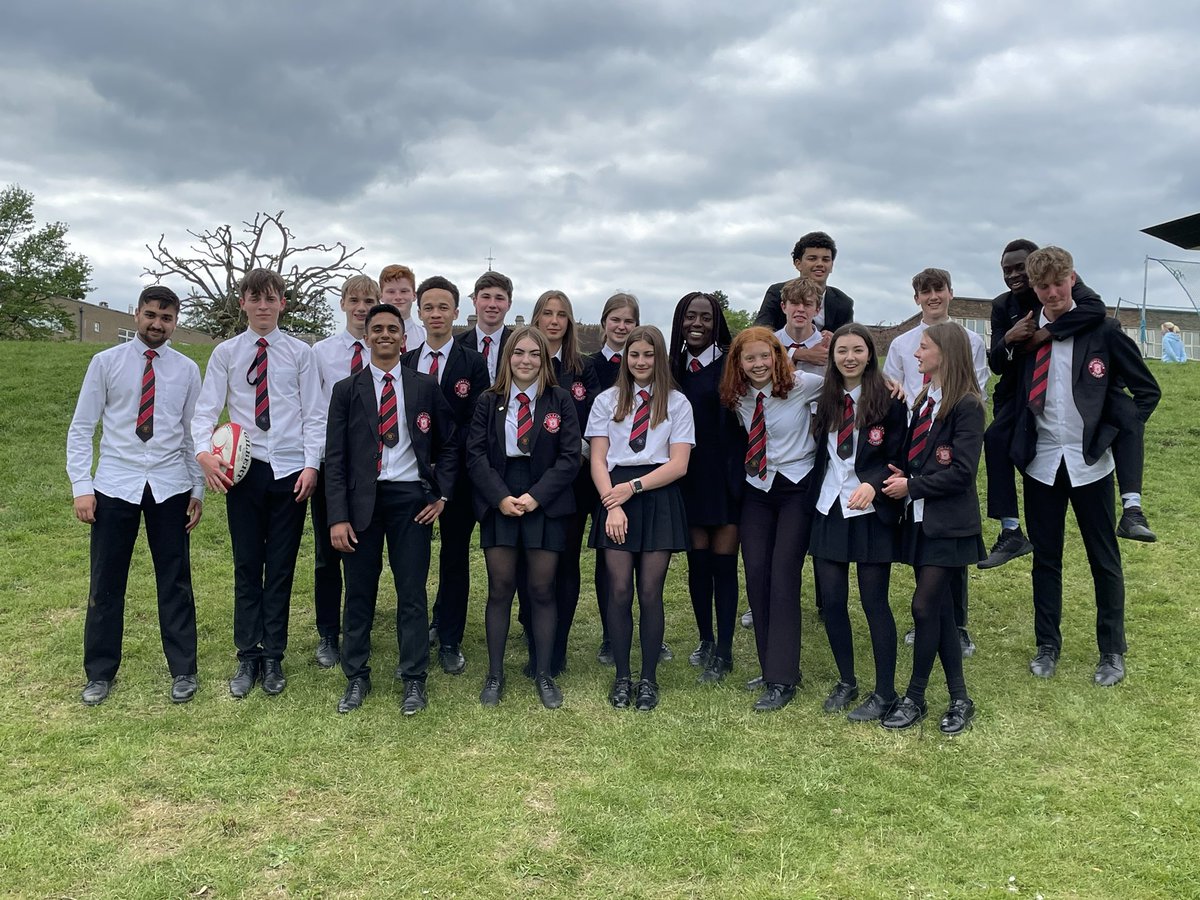 RLSsport's tweet photo. Good luck to this wonderful lot who had their last GCSE PE lesson today. You’ve been the absolute best ❤️#topgroup https://t.co/MicG39ZJBr