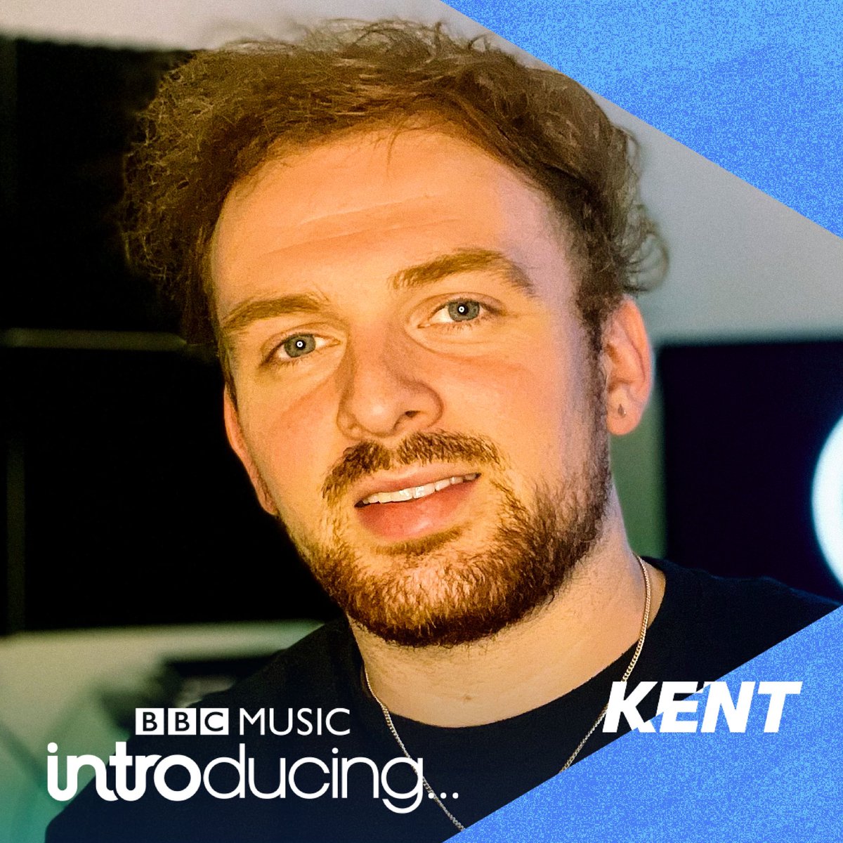 iamcaseydale's tweet photo. β»οΈ 10 months, 180Β° laterβ¦ WE BACK β»οΈ
Really happy to say Iβll be sharing the best new music from #Kent on @bbcintroducing in Kent this Saturday π§π
π» BBC Radio Kent @ 8pm
π² Listen via @bbcsounds
#newmusic #kentmusic #radio #newmusicradio #bbcintroducing #kenttouchthis https://t.co/hc2XFTYE0b