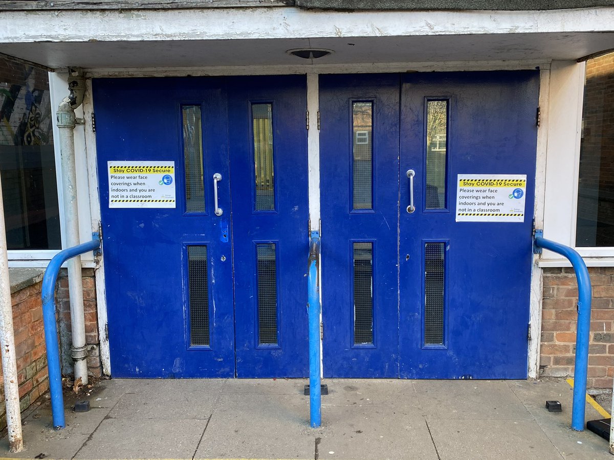 dm2003ltd's tweet photo. The difference is so much cleaner and the inside is bright &amp; light. Another happy school #madeinsheffield #aluminiumdoorssheffield #doormaintenance2003ltd https://t.co/wOUnzTUtOX https://t.co/KvYoGnZwbq