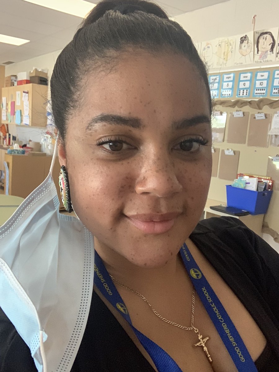 Ms_P_Hall's tweet photo. When ppl ๐me, 1 of the first Qโs Iโm asked is โwat r u?โ or โwhere r u from?โ because I ๐ง โracially ambiguous.โ From my hair to my skin & freckles, this is me! #OCSBphotochallenge #culture ๐จ๐ฆ๐ฏ๐ฒ๐ด๓ ง๓ ข๓ ณ๓ ฃ๓ ด๓ ฟ๐ฎ๐ณ #indigenouscarribean #arawak #tainos #dugla #multiculture #multiracial ๐๐ฅฐ๐๐ฝ https://t.co/U2taYnCvIC