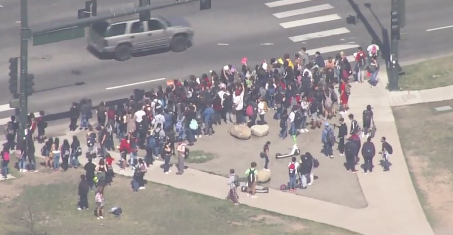 DenverChannel's tweet photo. Students from across the Denver metro are walking out to protest the leaked draft decision from the U.S. Supreme Court which seeks to overturn #RoevsWade 

WATCH LIVE: https://t.co/SUZeo84QmH https://t.co/46M3EYfwdc