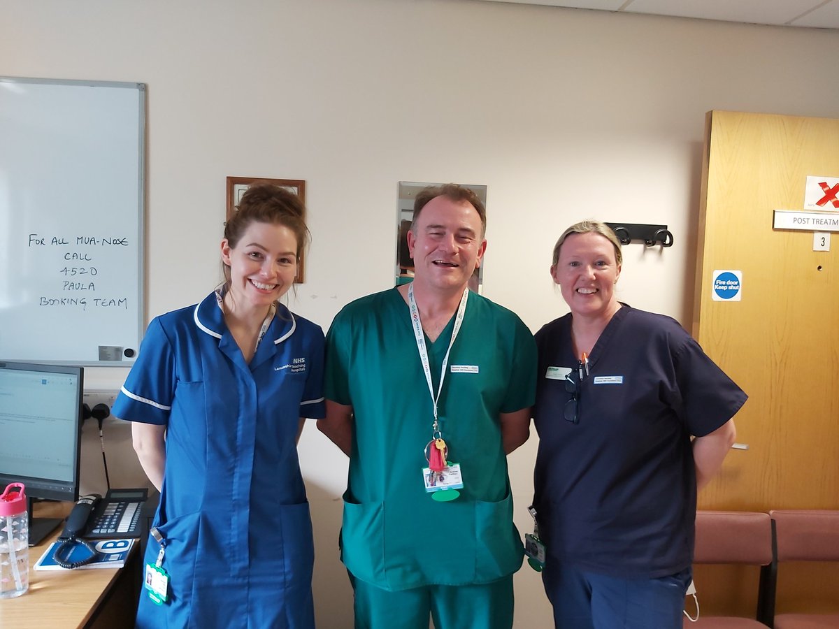 Andyfish01's tweet photo. A complete privilege to work with these two amazing @macmillancancer Head &amp; Neck CNSs @LancsHospitals who provide remarkable care for our patients day in &amp; day out.  #InternationalNursesDay2022 https://t.co/uDQHhnURNb
