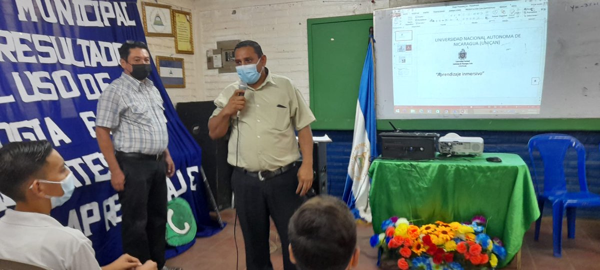 Estudiantes y académicos del núcleo de la Universidad en el Campo de Telica UNAN-León, participaron en el Simposio Municipal "Buenos Resultados en el Uso de la Tecnología en Ambientes de Aprendizaje"
#UNANLeón #BicentenariaUNANLeón