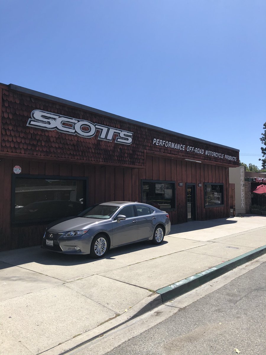 UnibatUS's tweet photo. Great visits with these fine dealerships. Appreciate the time. Back on the road again tomorrow.
#unibat #unibatbatteries #unibatready #ducati #yamaha #motorcycles #atv #utv #sxs #pwc #snowmobile https://t.co/uCFqvDCYZL