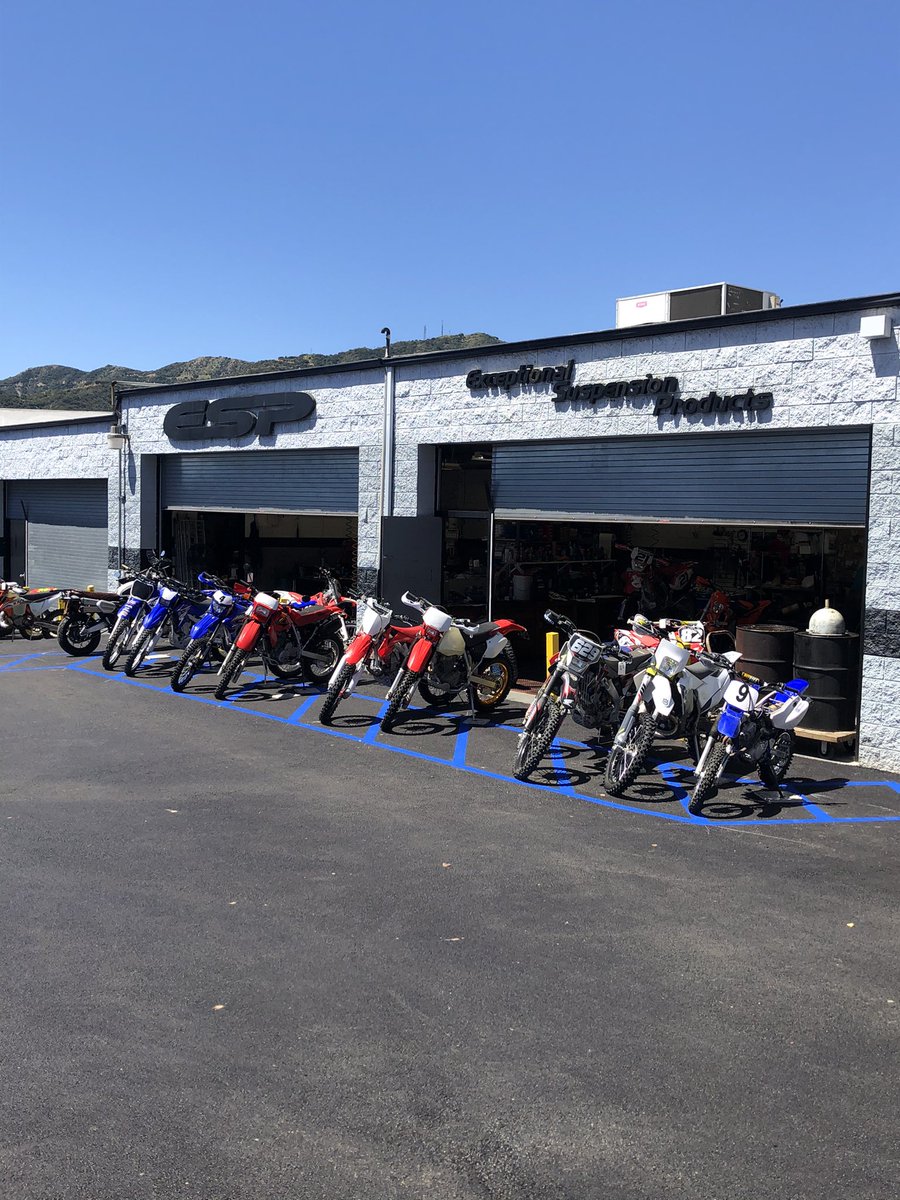 UnibatUS's tweet photo. Great visits with these fine dealerships. Appreciate the time. Back on the road again tomorrow.
#unibat #unibatbatteries #unibatready #ducati #yamaha #motorcycles #atv #utv #sxs #pwc #snowmobile https://t.co/uCFqvDCYZL