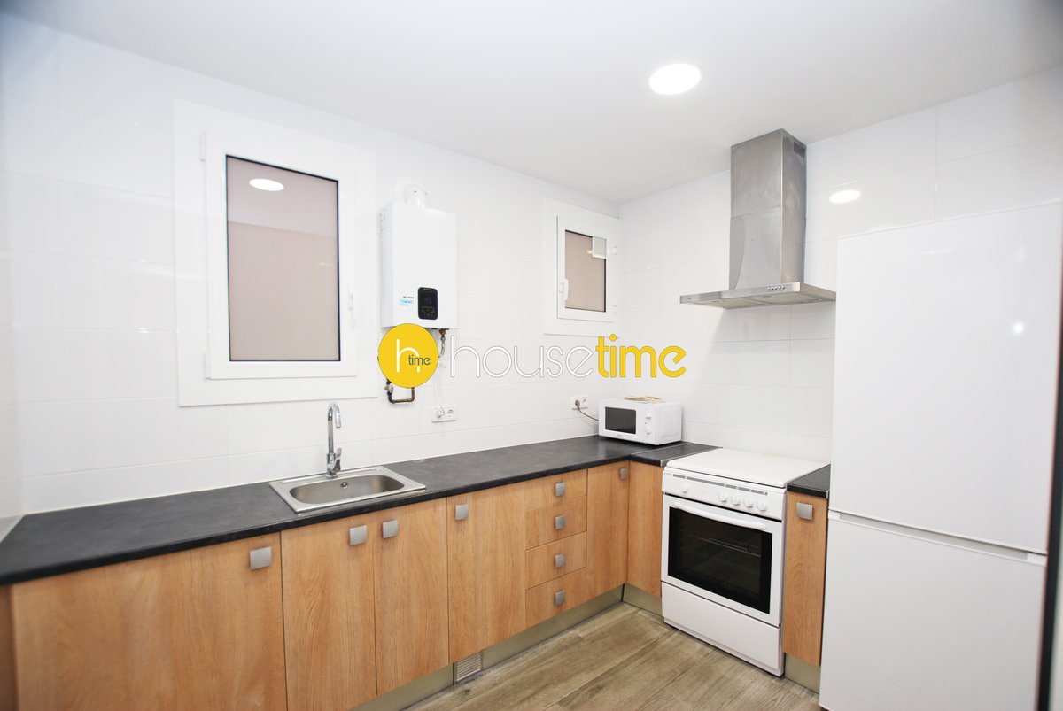 housetimeInmo's tweet photo. Precioso piso de alquiler en perfecto estado de conservación. Sin amueblar ☀️
https://t.co/Ul2u2wxjJL
✔2 dormitorios
✔1 despacho
✔1 baño
✔Balcón
🏡https://t.co/tJcky6Tu0A 📞930111954
#Housetime #Barcelona https://t.co/0rsR1uDcTZ