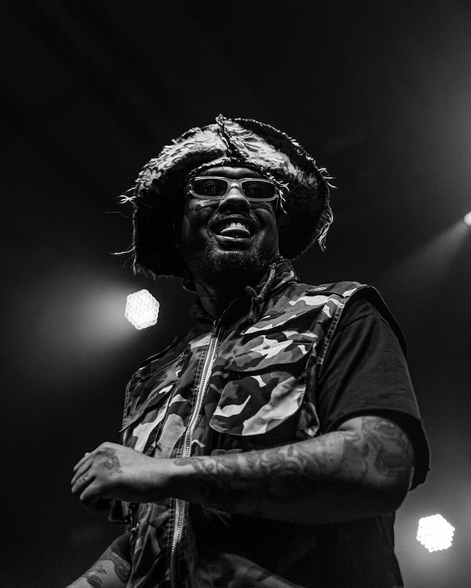 PursuitDopeness's tweet photo. .@EarthGang at @RadiusChicago
#earthgang #ghettogods #radiuschicago https://t.co/CbTmCPpYYu