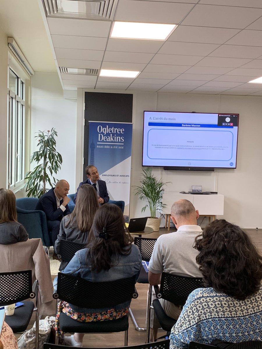 bloch_stephane's tweet photo. En direct du Club de droit social @OgletreeFrance Revue de jurisprudence avec Jean-François Cesaro et Alexandre Fabre. On parle bien entendu du Barème. 
#droitdutravail #jurisprudence #droitsocial https://t.co/QRGwsuwp8z