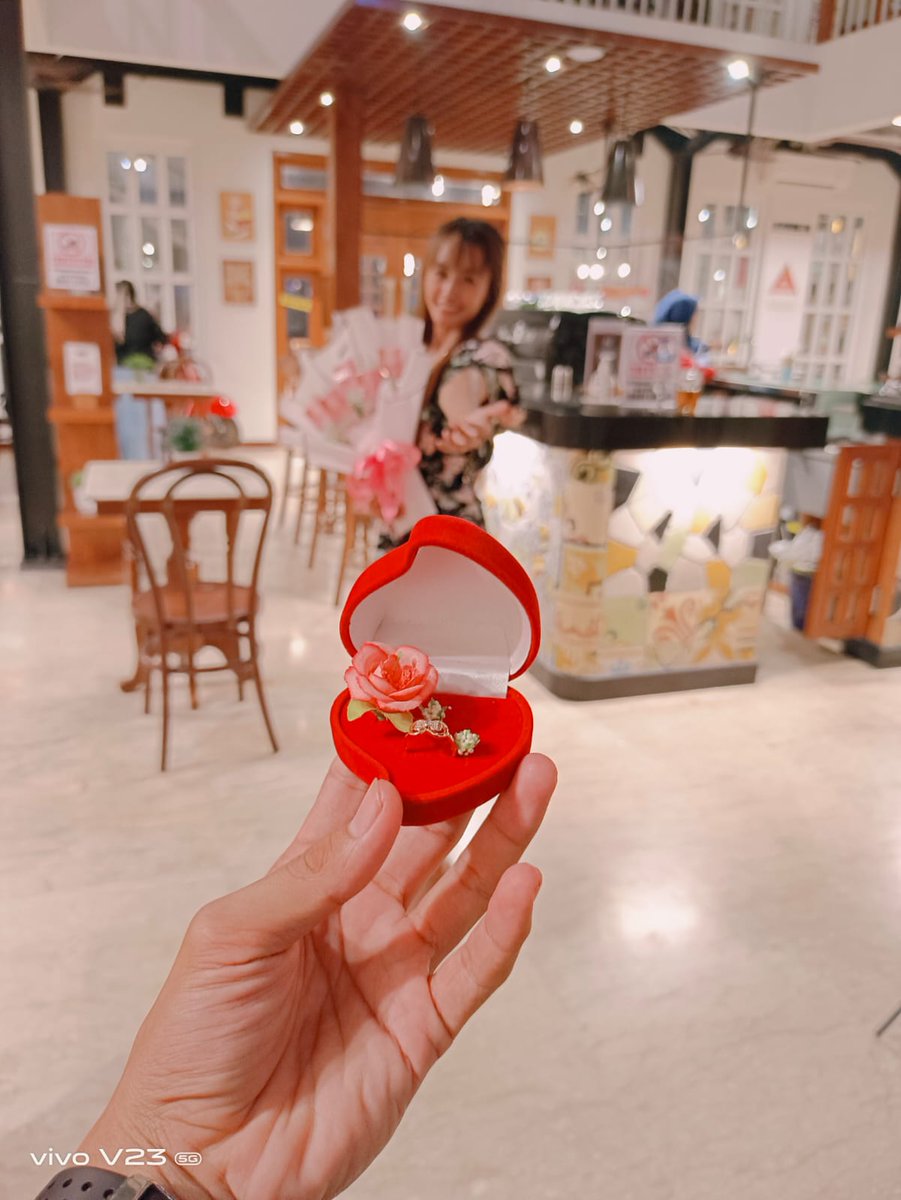 meidistadp's tweet photo. Terimakasih ayah bela untuk surprise malam ini semoga rezqinya murah selalu🥰😘 https://t.co/PJsbrwpPO3