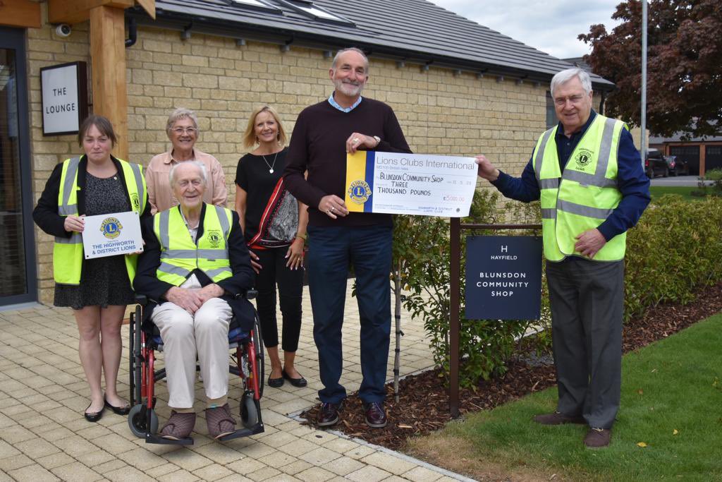 BlunsdonCommun1's tweet photo. A fabulous donation from the Highworth &amp; District Lions as we get ready for the kit out of our new Blunsdon Community Shop. Will pay for cafe furniture and equipment. Once things start on the fit out it will take shape quickly so watch this space! #HighworthandDistrictLions https://t.co/uAXoHNZTJD