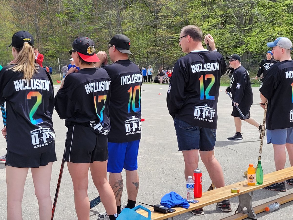 GBDBears's tweet photo. Not sure who's schooling who, but delighted to welcome @SCDSB_Director and @deanmaltby to GBDSS today!
All funds raised through our ball hockey buyout are supporting the installation of the new GBDSS Pride Crosswalk! ๐ณ๏ธโ๐๐ณ๏ธโโง๏ธ
#SCDSBPride
@SCDSBequity @SCDSB_Schools https://t.co/LHeAfqP8Nv