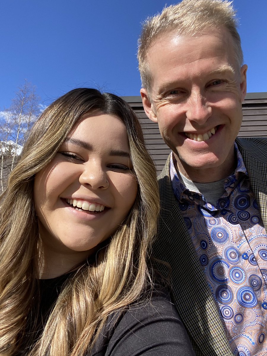 SynBioDulce's tweet photo. Some more pictures for my scavenger hunt 🌠 Picture with a PI, picture with Dr. Jakeman (keynote speaker) and networking at coffee break ☕️ @glyconet_nce #CaptureCGS https://t.co/lcLcjYRttM