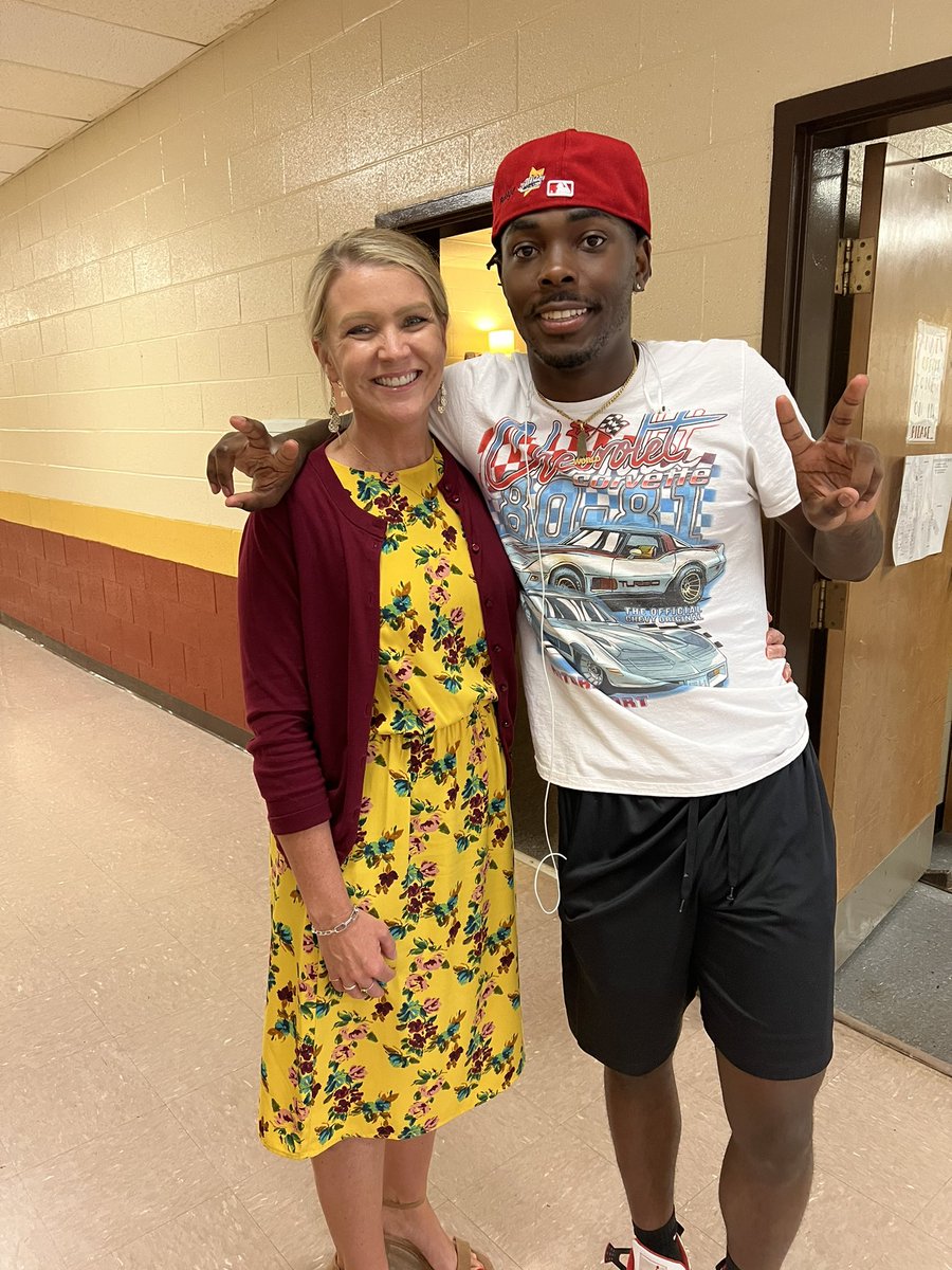 Grandson made it!! 💛👵🏻🏹🎓❤️#Classof2022 <a href="/XavierFord843/">Xavier ford</a>