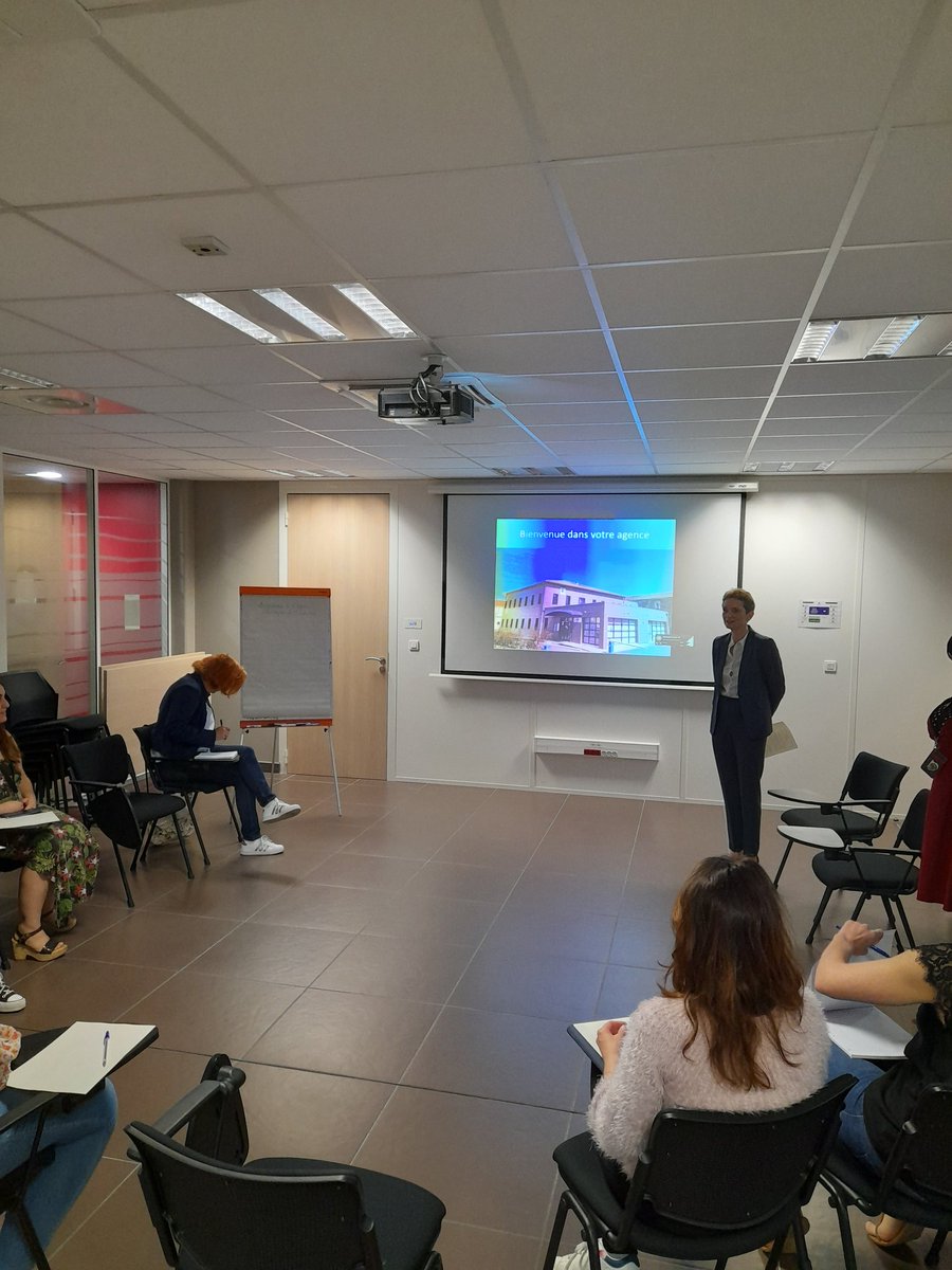 👏Bravo à la team #PackdeRemobilisation du #poleemploi de #saintGaudens pour ce premier pack à blanc et à ce beau travail d équipe👍 👉RDV le 19 Mai pour accueillir notre public #OnEstlaPourVous <a href="/GreneuxValerie/">Valérie Greneux</a> <a href="/VandenelskenS/">Vandenelsken Stéphanie</a>