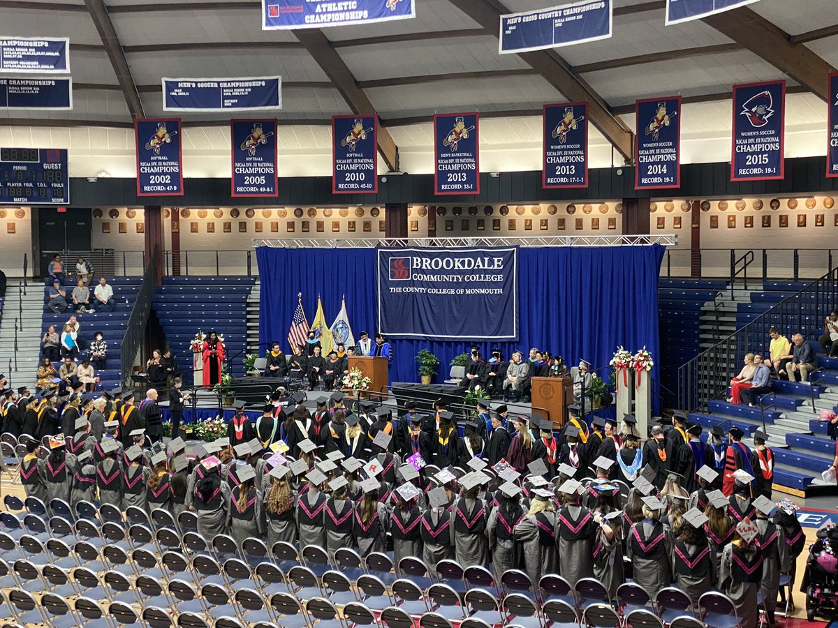 Susan__Pagano's tweet photo. Congratulations @BrookdaleCCNews graduates! #BCCGrad2022 https://t.co/wmPLUjnLgC