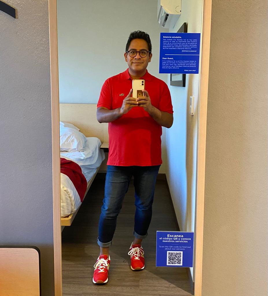 HomerikiPS's tweet photo. la verdad, la verdad, la verdad, la mera verdad y la purititita verdad, el rojo dayton le va incre a todo y a todos… 🪞❤️✨
#espejo #reflejo #imagen #mirror #instamirror
#gay #gayisokay #gayguy #instagay
#oaxaqueñopresumido https://t.co/zhEL5sCMSN