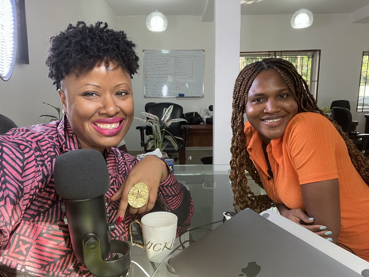 VickieRemoe's tweet photo. Just wrapped last interview of the day with the inspiring @Majeek_ founder of wellness brand @ManeChronicles.

She’s a brilliant entrepreneur and a visionary. Knows what she wants and goes after it! 

Tarah would be a dope speaker 4 ur next startup event! 

#makesierraleonefamous https://t.co/T3J3z6MXCm