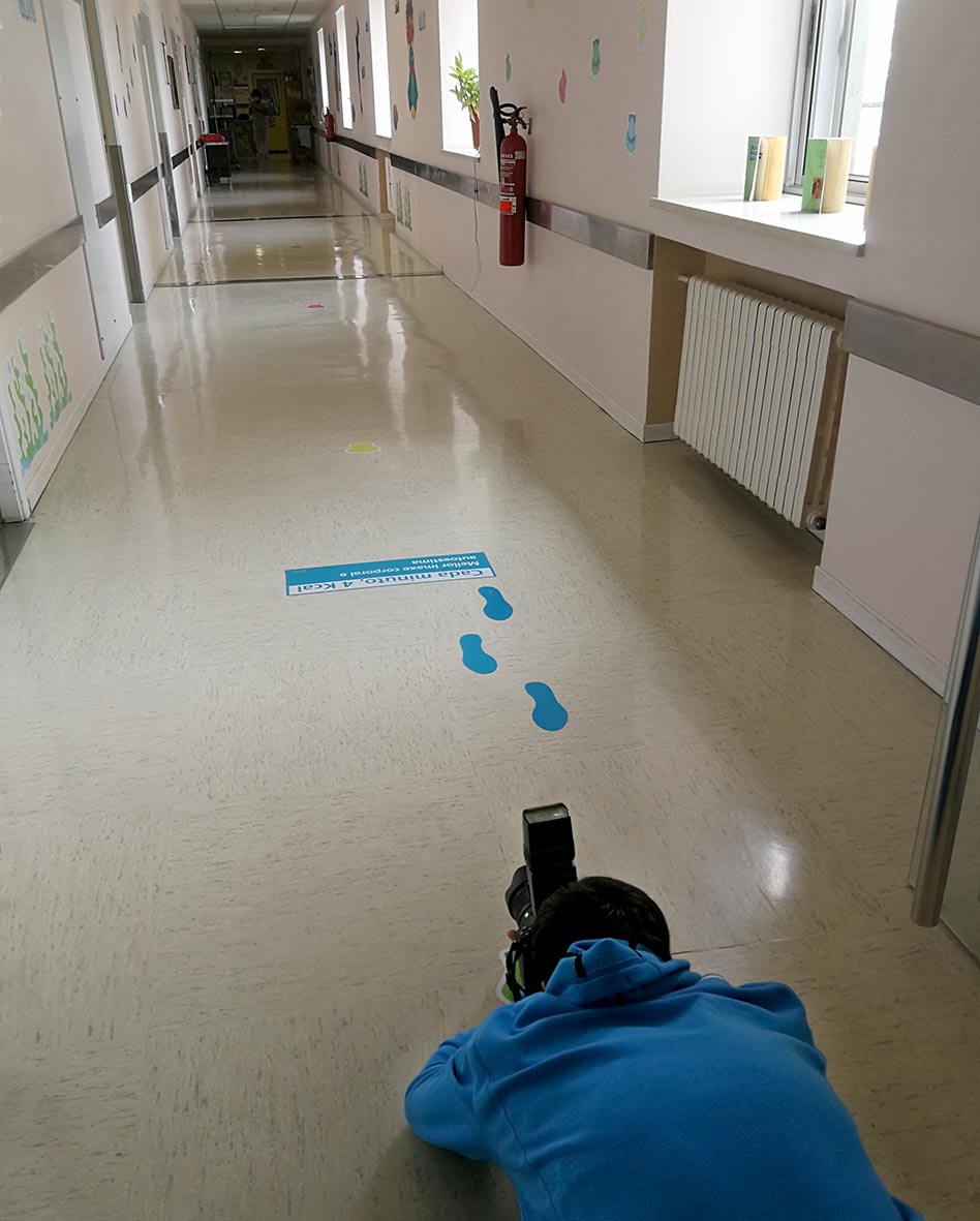 NosWhyNot's tweet photo. Aaron taking photographs in a hospital #Inclusion #Diversity #laborinclusion @funfmjj  #TallerFotografiaInclusiva Photo: NwnPhoto #intellectualdisabilities #Downsyndrome #FASD #Sotossyndrome #ADHD #Autism #Asperger @BillionStrong1 @debraruh https://t.co/EW1t0KgPo4