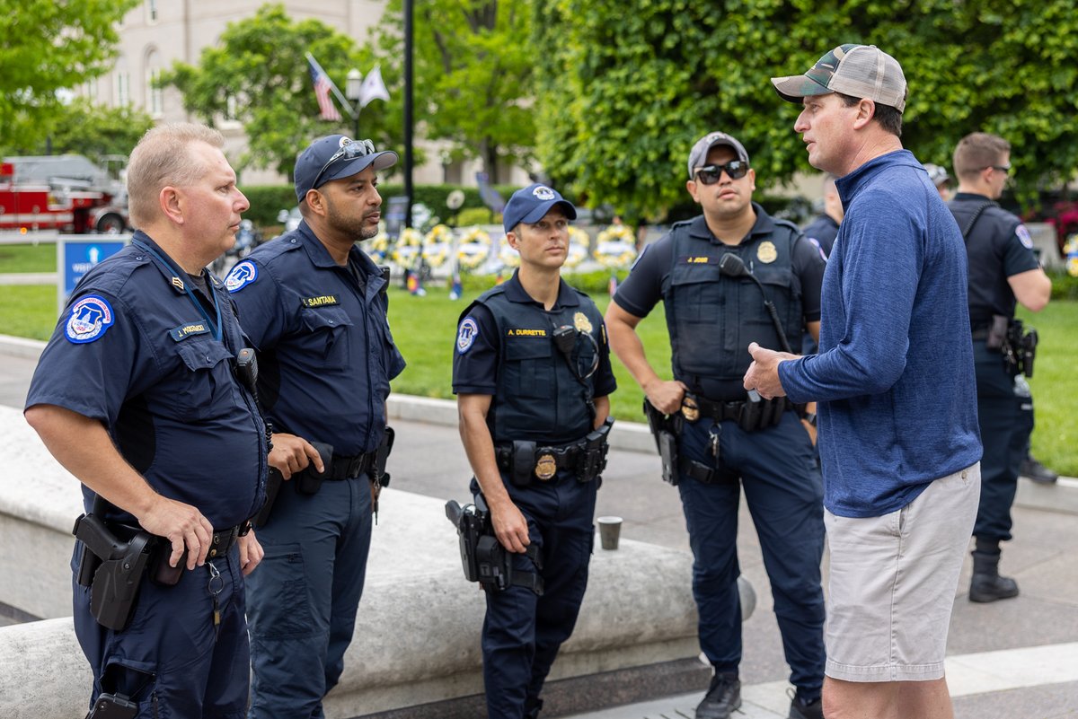 RepPfluger's tweet photo. Honored to join @GOPLeader for the Back the Blue Bike Tour honoring law enforcement officers, including two Concho Valley Sheriff's Deputies who lost their lives in the line of duty last year.

Law Enforcement officers are heroes. Proud to #BackTheBlue https://t.co/CHlaC0629U