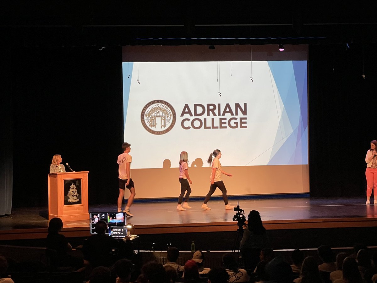 Matt Moll tweet media