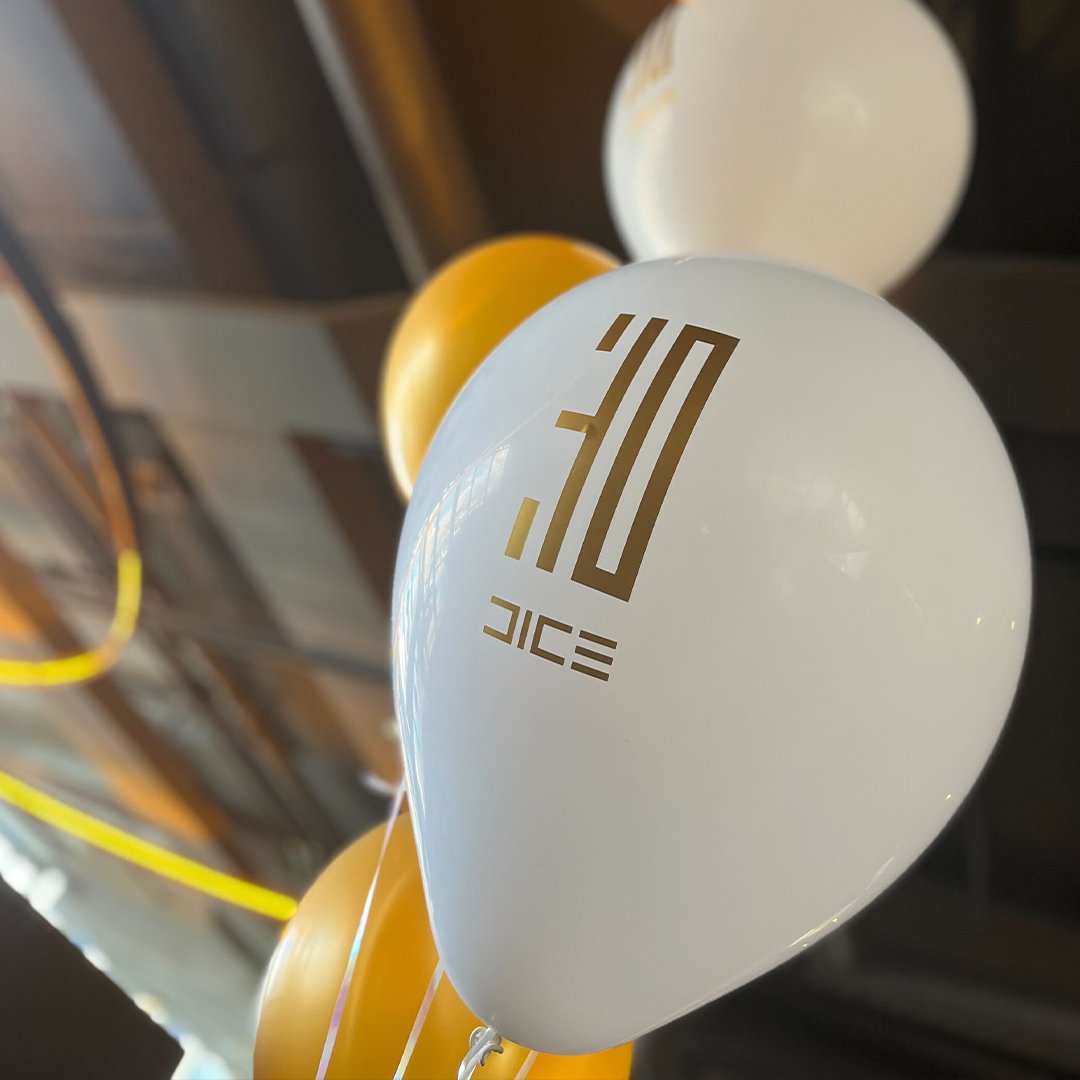 DICE (EA_DICE) / Twitter