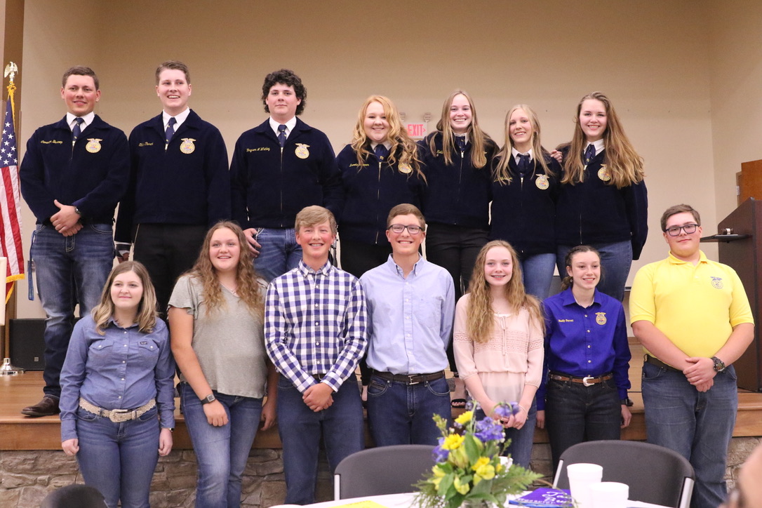 AveryCountyCTE's tweet photo. FFA celebrated the 2021-22 year with their annual FFA Banquet catered by Daniel Boone Inn at the Avery Community Center. FFA advisors Gretchen Blackburn and Dewayne Krege honored, students, officers, and community partners with a program lead by students. #AveryCTE #CTEforNC https://t.co/DXjqvJ9GLh