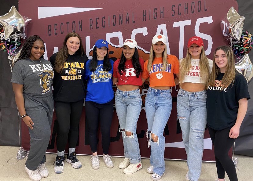 JODriscoll13's tweet photo. 🐾🥎SENIOR NIGHT!🥎🐾
Come Out &amp; Support Our Senior Softball Players TODAY @ 4pm @ Lindbergh Field!

CONGRATS TO OUR LADY WILDCATS FOR ALL OF THEIR HARD WORK &amp; DEDICATION TO THE PROGRAM!

GOOD LUCK TODAY!

@Bfelten_PE @SoftballBecton @BectonAthletics @BectonHS @BectonJungle https://t.co/Wk8zDf54vt