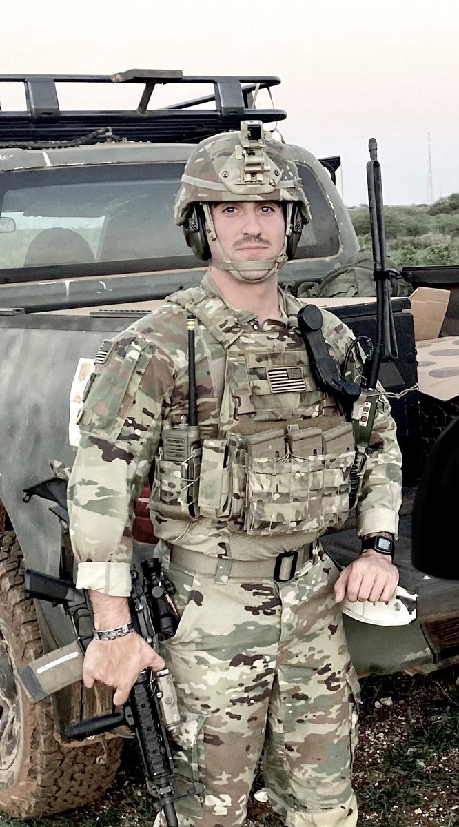 MEStatePolice's tweet image. Read about two Soldiers/Troopers who returned from a 10-month deployment to Africa.
Read about the full story here: maine.gov/dps/msp/media-…