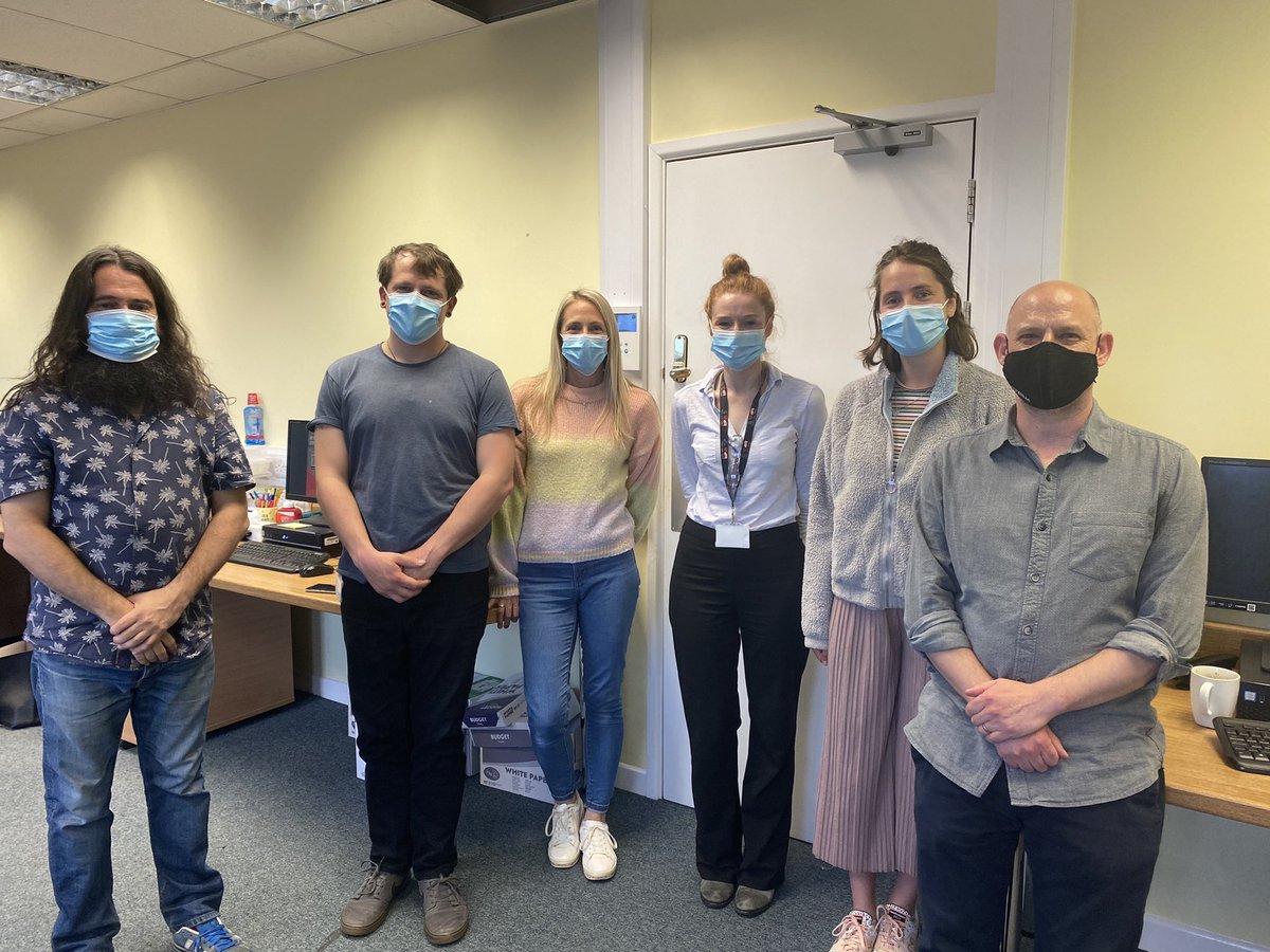 AylwardRebecca's tweet photo. Happy International Nurses Day to this incredible team “Headroom” Youth Psychosis 👍😊#HearForLife #CNOCymru #IND2022 @CAV_UHB @Matt_Brayford @RuthWalkerCV1 @Jas_Roberts10 👏👏 https://t.co/Oxsa9Rsnxv