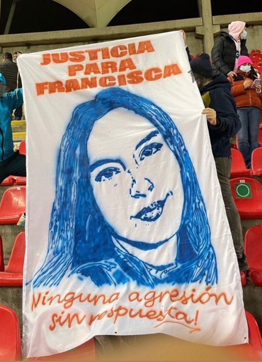 FrecCruzada's tweet photo. Francisca Sandoval periodista e hincha de Católica fue asesinada ejerciendo su profesión. En democracia esto nunca más puede ser permitido. Que paguen los responsables.

Enviamos nuestras condolencias a su familia y amigos

#JusticiaParaFrancisca https://t.co/5EUDsZ0Pcs