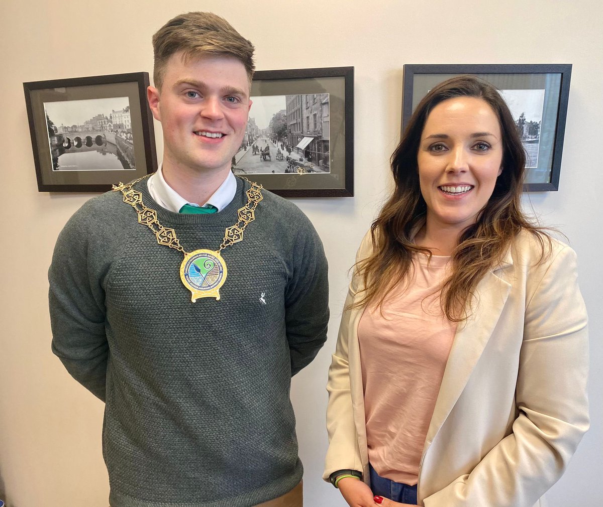 CathyMasonSF's tweet photo. It’s been a great privilege to serve as Chairperson of @nmdcouncil for the past year.

Delighted to hand the reigns over to my colleague Cllr Michael Rice. 

Comhghairdeas and ádh mór a chara 👏 https://t.co/i4tNyL4Y9A