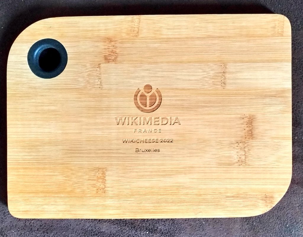Pyb75's tweet photo. La planche #WikiCheese 😍 https://t.co/2GEKcqQJ6H