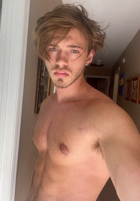 Morning face https://t.co/LFJb60G2bK