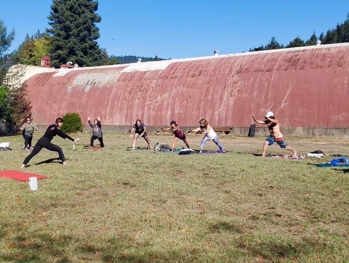 Friendly reminder that we host Yoga on the Lawn led by @solriostudio every first Sunday of the month at 10 AM 🧘‍♀️

#yoga #yogaonthelawn #solriostudio #monterio #theater #community #events #nature #sonomacounty #norcal #california