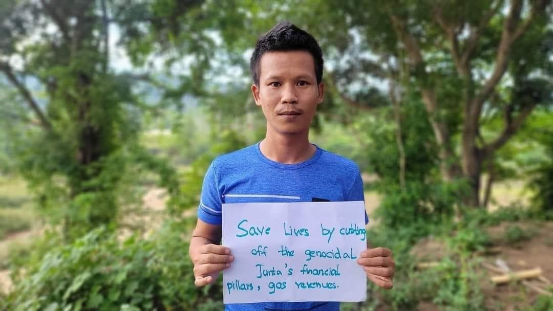 Save lives by cutting off the genocidal junta’s facilities pillars,gas revenues 

No oil,No jobs it’s Ok if the killings stop ✋ 
#whatishappeninginMyanmar #savemyanmar