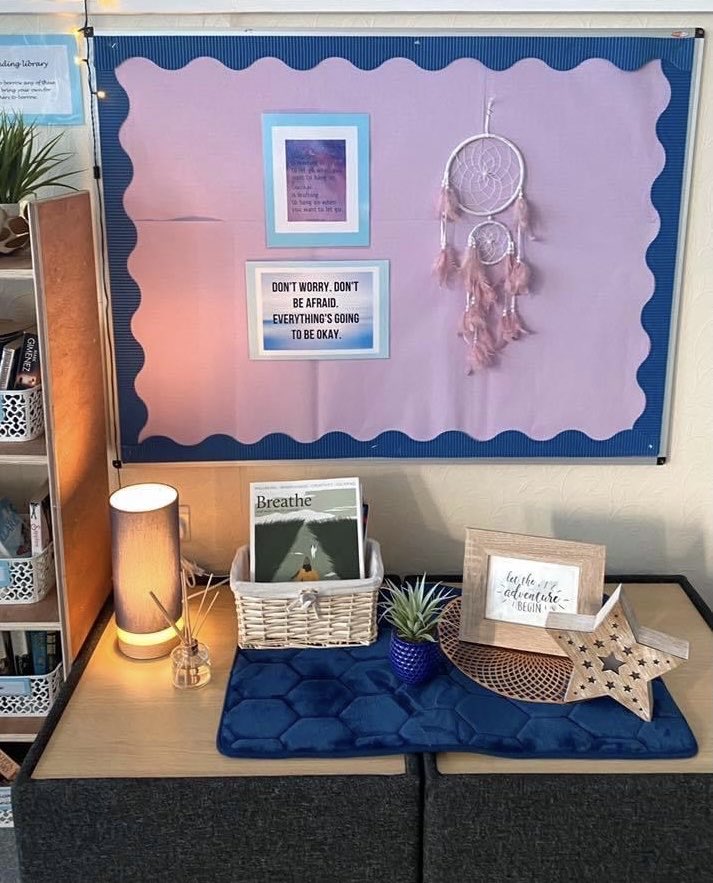 KyrstieStubbs's tweet photo. Staff deserve a calm, relaxing staff room where they can switch off from work- I always advocate as little notice boards as possible and getting rid of harsh lighting - I think it helps show your staff you care💙💜 #leadershipmusings https://t.co/rY3Qzguts3