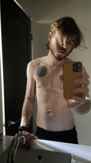 a little light to start the day 😉 https://t.co/b8yQC75oYh