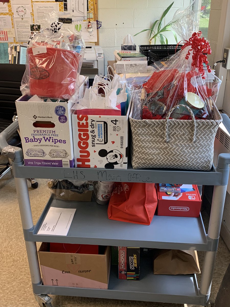 spangler_steve's tweet photo. LCS Staff Appreciation Day is coming together!  May 31st 3 PM Downtown!  2 Live Bands!  Over 150 Door Prizes and Gifts!  @dtlancasteroh @LCSGales @JonSpires141 @LCSSUPT https://t.co/coxANxWl4U