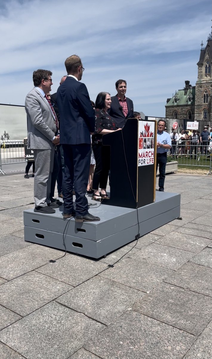 clcyouthprolife's tweet photo. Leslyn Lewis couldn’t be with us today as she’s flying across the country but we had @cathayw say a few words of her behalf. These women are not afraid to stay true to their beliefs #marchforlife #iam #iamtheprolifegeneration #whywemarch https://t.co/vGQ60z8elr