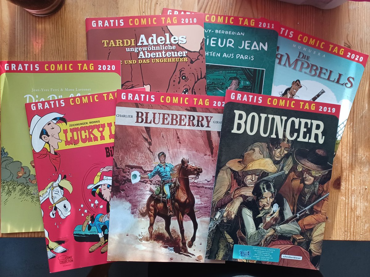 Alexa, 2fache Marathon Gewinnerin (@alexandraboisen) on Twitter photo Samstag ist <a href="/gratiscomictag/">gratiscomictag</a>
Auf dem Foto eine kleine Auswahl an heften, die ich mir in vorherigen ausgesucht hatte Samstag ist <a href="/gratiscomictag/">gratiscomictag</a>
Auf dem Foto eine kleine Auswahl an heften, die ich mir in vorherigen ausgesucht hatte
