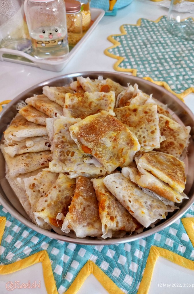 iSaakshi's tweet photo. Chunchi pitha patra. Gave a twist to the filling - w/ fresh mango pulp cooked w/ cashews!
#kitchenyoga #desitadka #cooktoheal #odiya #foodphotography https://t.co/o2F4o2l6NG